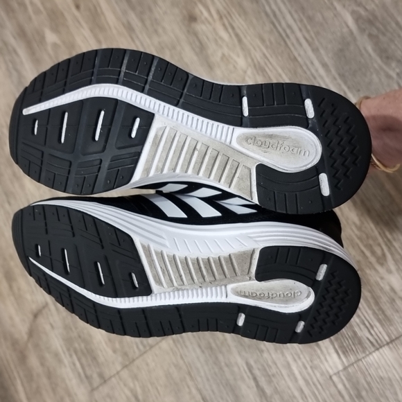 Adidas Sneakers - Picture 7 of 7